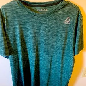 Men’s Reebok t-shirt